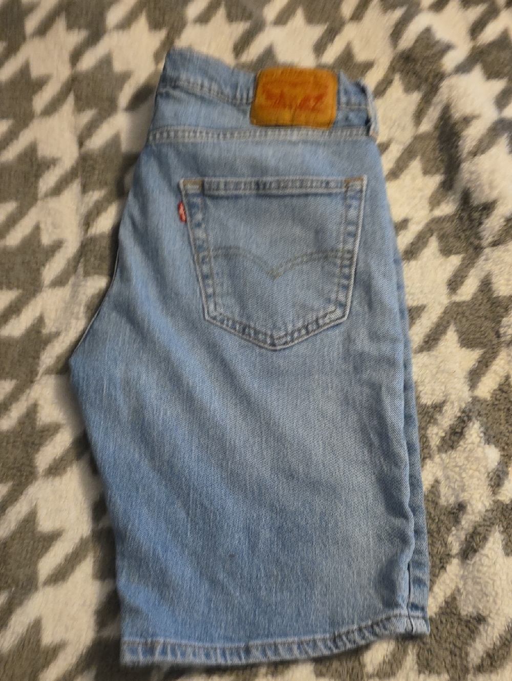 Levi's 502 Men's Light Blue Denim Shorts Size 33